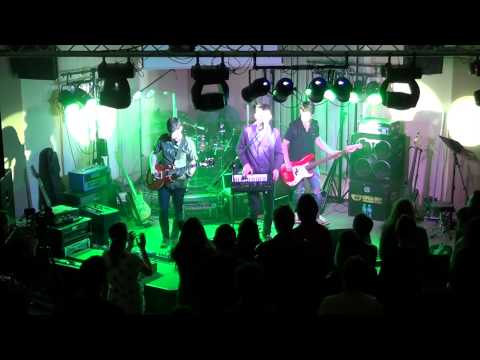 Tonea - Ganduri de pace (live)