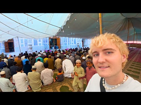 First Time at Friday Prayer in Pakistan 🇵🇰