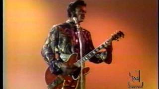 Chuck Berry on Mike Douglas! early 70s
