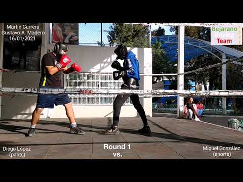 Miguel González vs. Diego López, sparring.