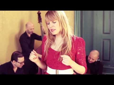 Janne Schra & Robin Nolan Trio - Different