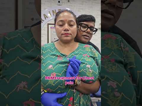 Huge big boobs Desi aunty #chest #pain #huge #big #melons #aliabhatt #india #aunty #china #japan #ai