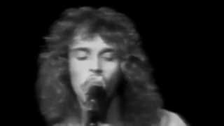Peter Frampton - Show Me The Way / (I&#39;ll Give You) Money / Its A Plain Shame - 2/14/1976 (Official)