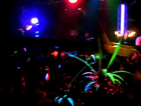 Johnny den Artiest - Wie got er mee @ Contich Massive for Life 2010