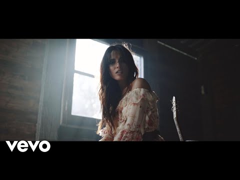 Katerina Lioliou - Μεγάλα Λόγια (Official Music Video)