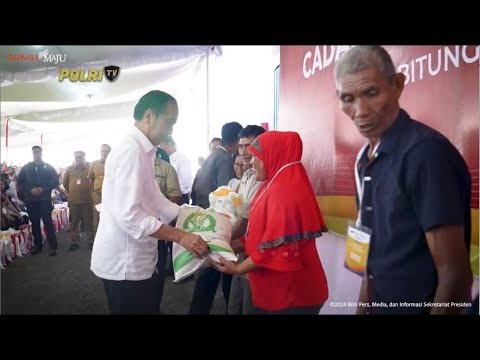 PRESIDEN SERAHKAN BANTUAN PANGAN BERAS DI KOTA BITUNG SULUT