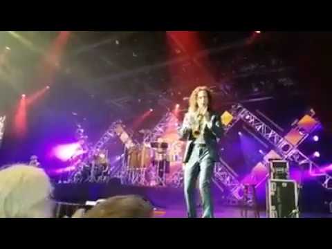 Kenny G at Eat to the Beat Concert at Epcot 10-23-17