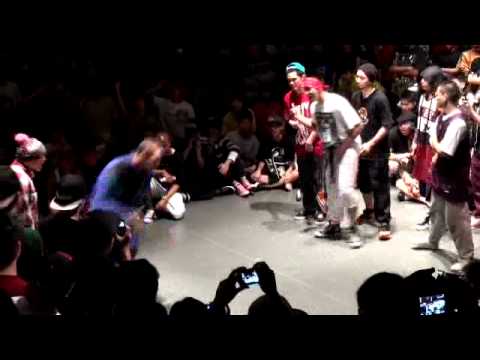 FLOOR GANGZ (Worldwide) vs. 99 FLAVA (Thailand) - TOP 16