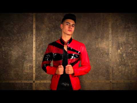 Cheyo Carrillo - Ni Tan Mini, Ni Tan Chico (Video Oficial)