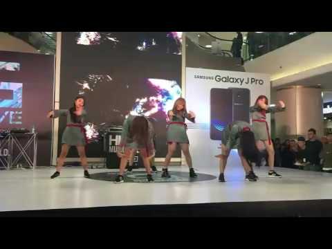 Dreamcatcher chase me intro Vs CLC hobgoblin Cover Dance @Gwave