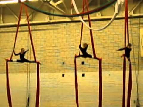 Emma, Triin ja Eva - OMAtsirkus