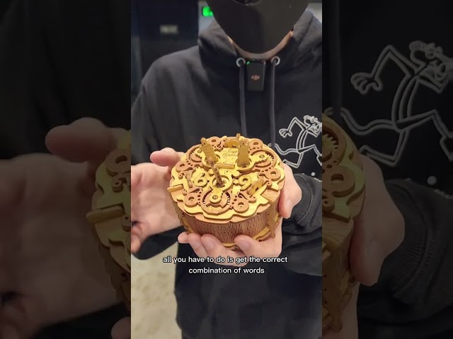 Vídeo relacionado con iDventure Birthday Puzzle Box - Regalo para cumpleaños Individual - Caja Secreta Japonesa - Caja misteriosa para Dinero - Puzzle 3D de Madera - Regalos Hucha Originales - Rompecabezas para Adultos