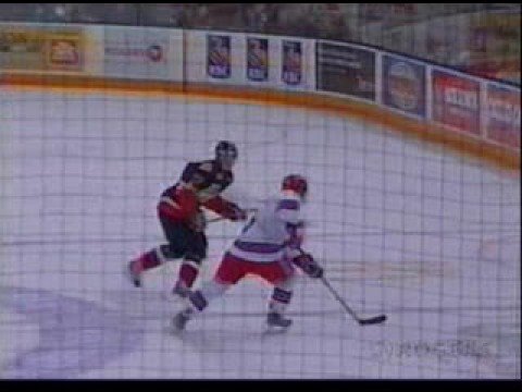 Dan Kelly is injured after colliding with Garrett Wilson