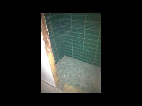 Attività commerciale in Vendita a Napoli (NA)