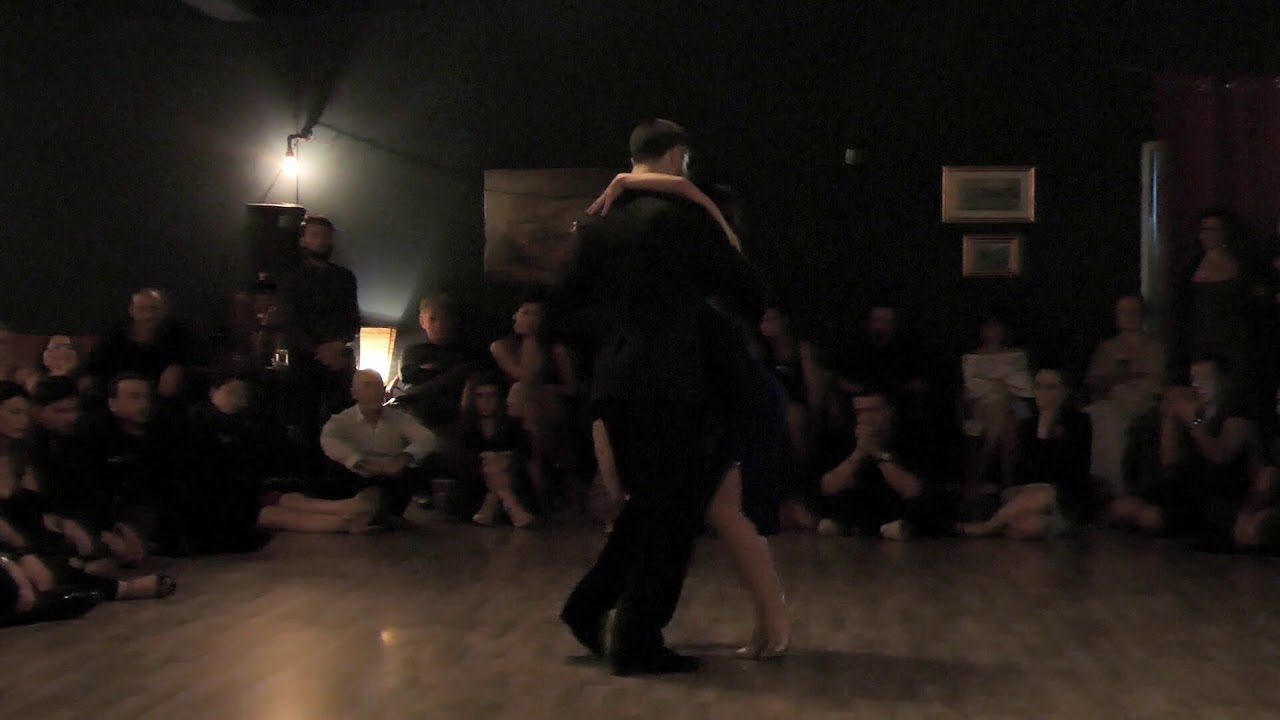 Video thumbnail for Carlo Feller & Luciana Muzio, Caserón de tejas (Chicho e Juana Napoli Long Weekend 2019, 4/5)