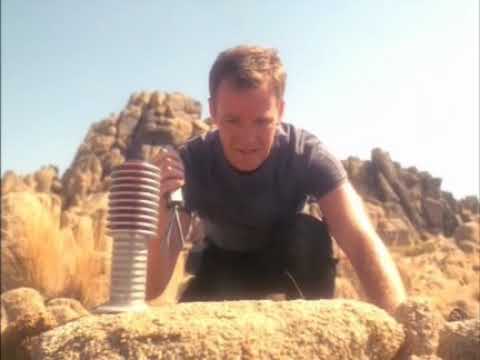 Voyager Clip | Tom & Nas hunt alien spiders