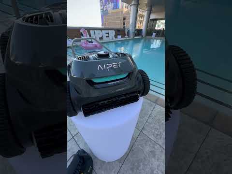 Aiper Scuba V3 Cordless Robotic Pool Cleaner user video 2