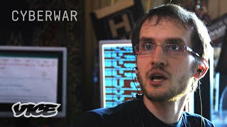 Meeting a Russian Hacker Who Was Hacking VICE | CYBERWAR