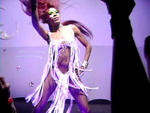 Ludmyla Jackson - LABIRINTHUS MIX LOUNGE - Bauru-SP (By Luckas) NERVOSÍSSIMA"