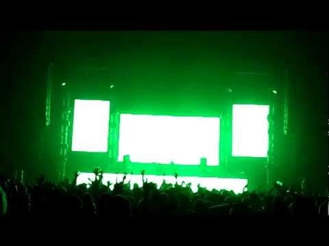 Max Vangeli & AN21 - Whisper (feat. Example) @ Congress Theater 11-126-11