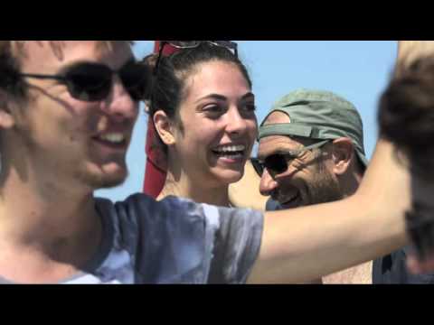 NE DAM MORA NI DNA NJEGOVOGA! Dobri Duhovi Jadrana i Klapa Carolo uz prijatelje -  JONA 2015.