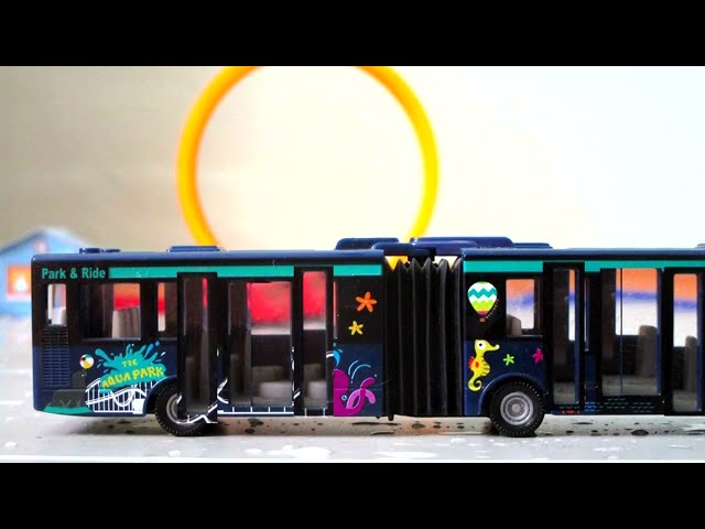 Vídeo relacionado con siku 1617, Autobús articulado, Metal/Plástico, Rojo, Versátil, Vehículo de juguete para niños