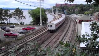 preview picture of video 'Metro North & Amtrak at Scarborough, NY: September 14, 2013'