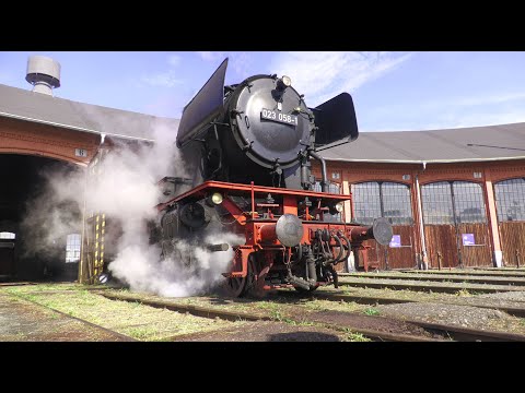Fast wie früher - Dampflok 23 058 in Würzburg