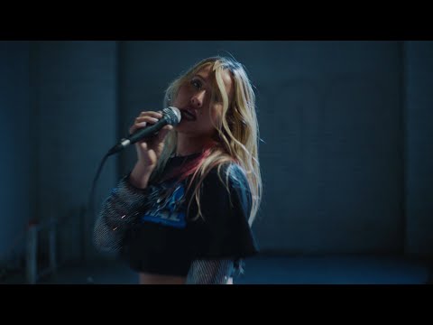 Andi - Never Dated You (Official Music Video)