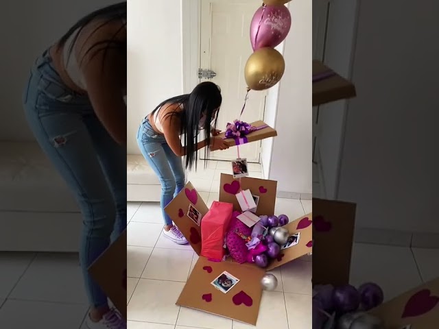 Vídeo relacionado con Bemaystar Lampara Personalizada con Foto - Regalos Personalizados para Mujer Hombre, Regalos Parejas Originales San Valentín Novia Novio Cumpleaños Aniversario - Amor Infinito