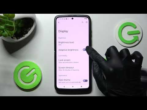 MOTOROLA RAZR 2022 - How To Enable & Disable Automatic Screen Brightness
