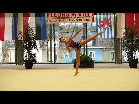 Eden Goldin Hoop 2005