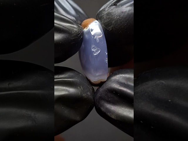 حجر عقيق خرائطي سماوي طبيعي