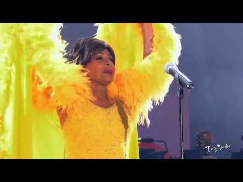 Shirley Bassey - The Living Tree (Shaken and Stirred Club Mix Tony Mendes Video Re Edit)