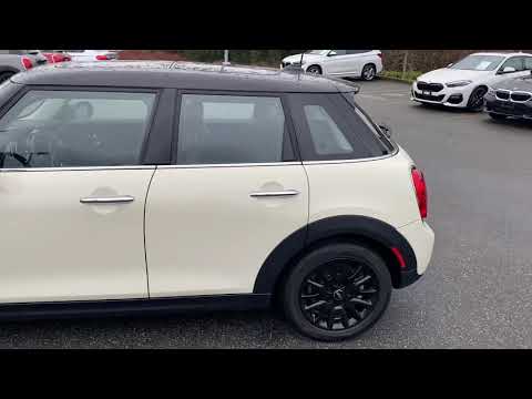 2020 MINI Cooper 5 Door