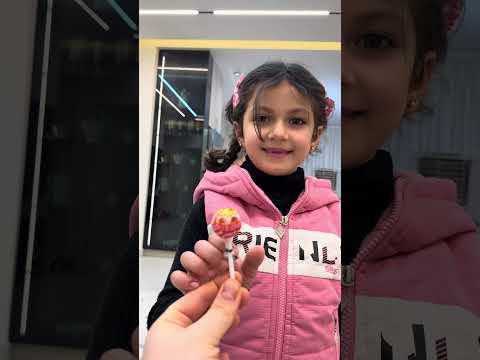 صفا ولولو وغزل اخدو كل الاكلات الطيبة 😱