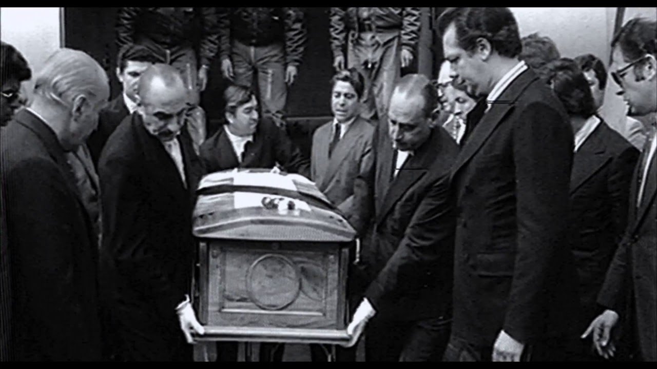 Miniature de la vidéo Eva ne dort pas, bande annonce, sortie le 6 avril 2016 du film Eva ne dort pas