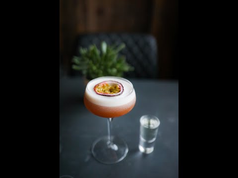 How to Make a Perfect Pornstar Martini Cocktail at Home