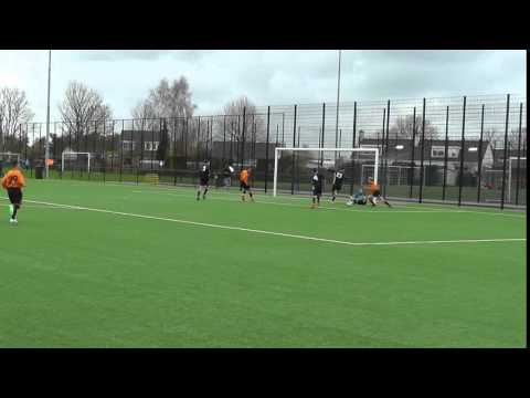 14 nov 2015 V.V. De Meern C2 - OSM '75 C2 com 10-0 Doelpunt Daan, assist Faas (2-0)