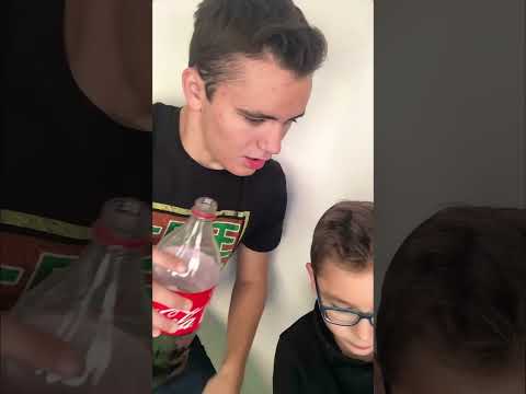 Néo fait prank à Swan mais… #shorts