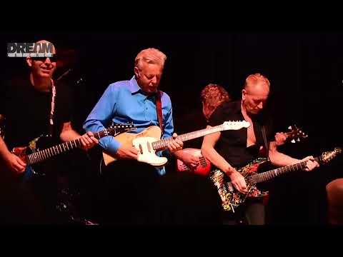 Joe Satriani, Tommy Emmanuel, and Phil Collen at G4 Experience 2018