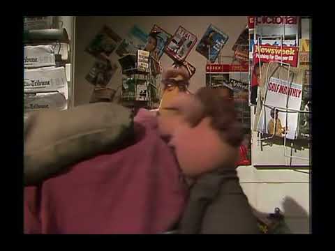 The Muppet Show - 308: Loretta Lynn - News Flash: Mail Carriers (1978)