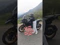 la técnica domina, video completo en Youtube. #mujer #motos #bmwmotorrad
