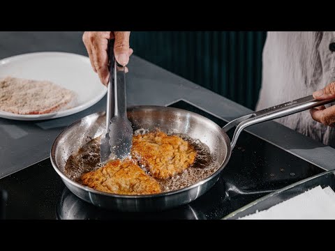 FABINI & Pohlreich: Vídeňský telecí řízek s teplým bramborovým salátem podle Zdeňka Pohlreicha