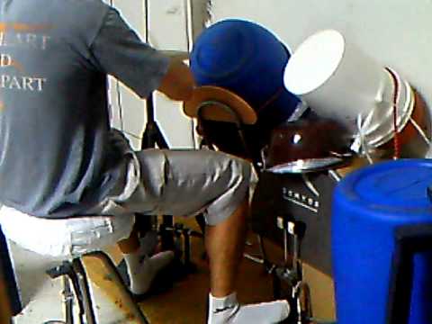 Bateria improvisada