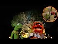 Kermit The Frog Animal Visit Disney S Animal Kingdom For 25th Anniversary The Muppets
