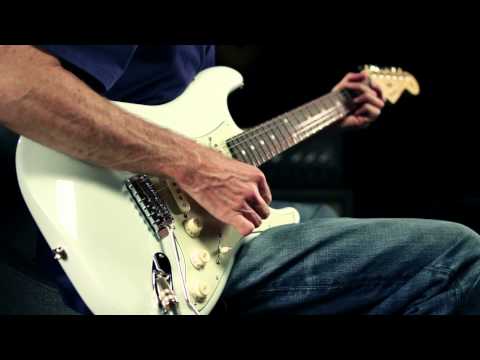 Fender Classic Player '60s Stratocaster with Rosewood Fretboard 2008 - Sonic Blue image 25