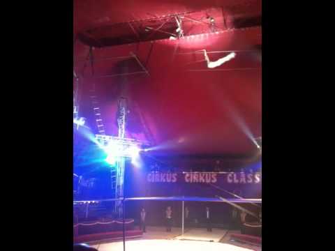 Cirkus Cirkus