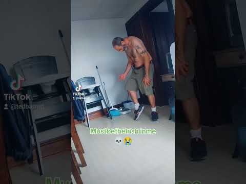 I got the hang of this irish dance this is really fun!! #look #atmy #fancy #foot #work #irishhumour