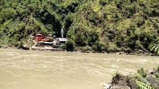 preview picture of video 'Dolai Waterfall Kashmir || Kashmir Waterfall  Dolai || Road Trip Kashmir June 2019'